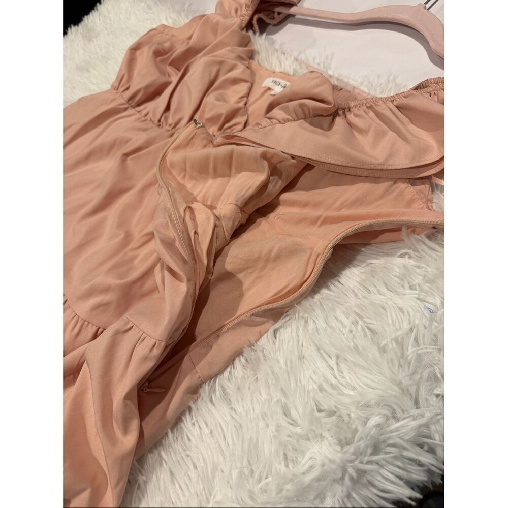 Vici Tru Tiered Ruffle Maxi Dress in Light Peach Large - Picture 8 of 9